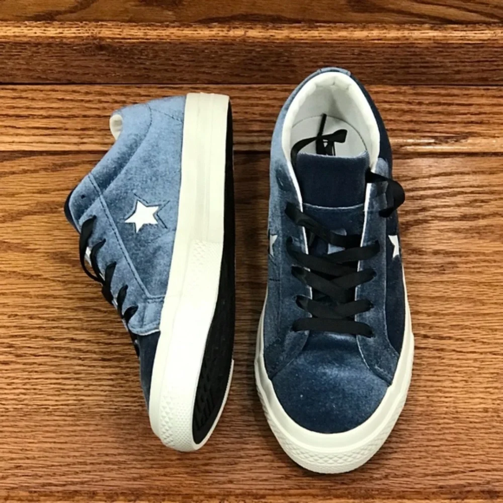 Converse one star